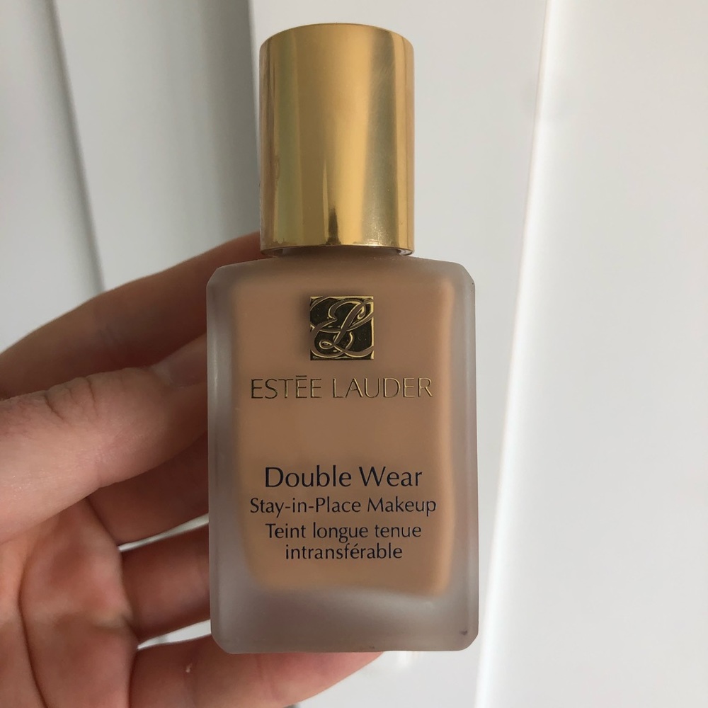 NEW Estée Lauder double wear foundation